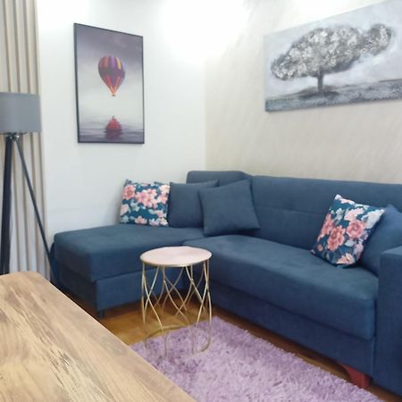 Ema Lux - Zgrada Panorama Apartment โซโคบานยา ภายนอก รูปภาพ