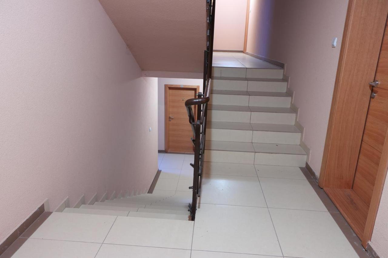 Ema Lux - Zgrada Panorama Apartment โซโคบานยา ภายนอก รูปภาพ