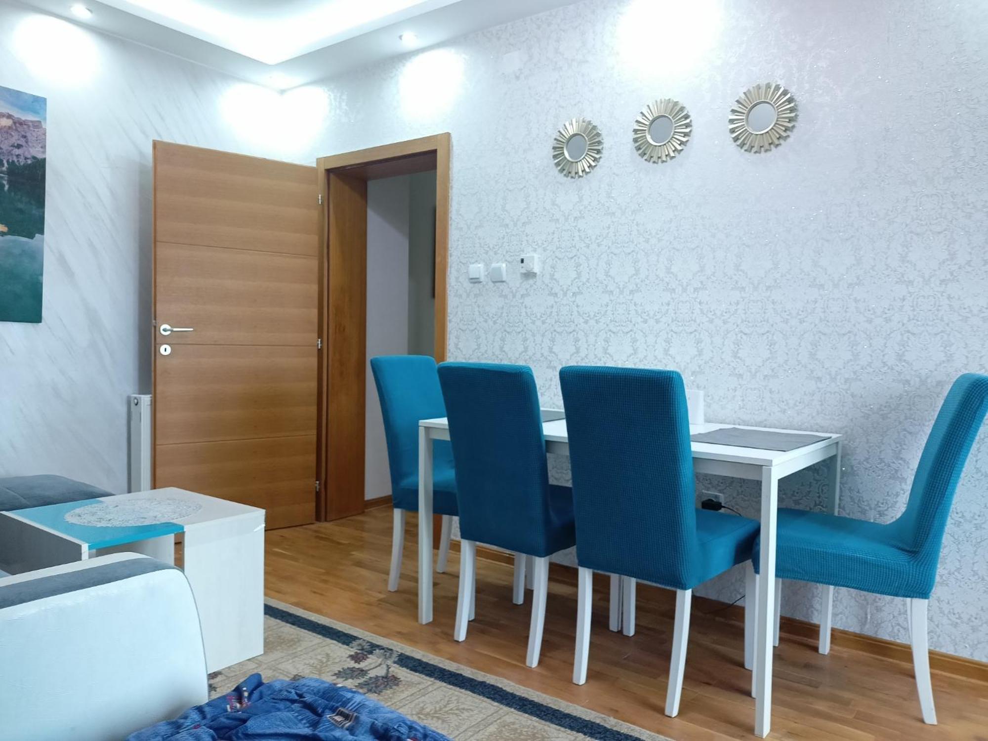 Ema Lux - Zgrada Panorama Apartment โซโคบานยา ภายนอก รูปภาพ