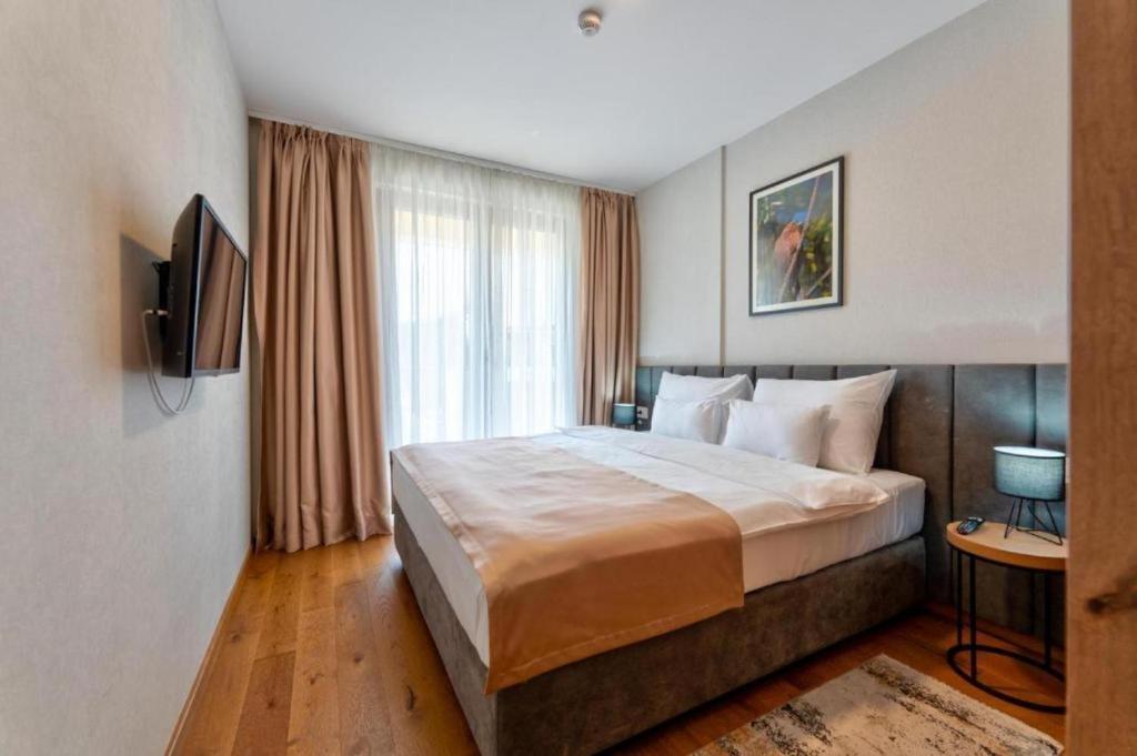 Ema Lux - Zgrada Panorama Apartment โซโคบานยา ภายนอก รูปภาพ