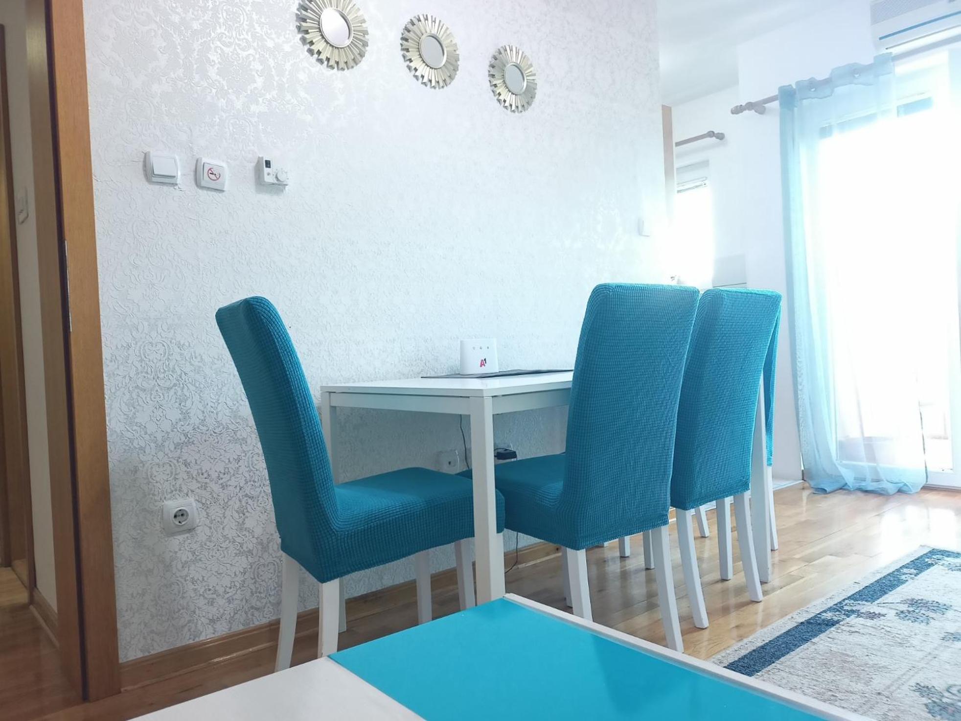 Ema Lux - Zgrada Panorama Apartment โซโคบานยา ภายนอก รูปภาพ