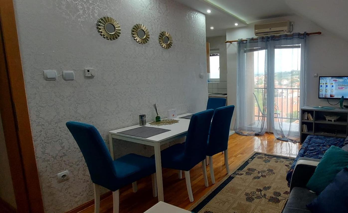 Ema Lux - Zgrada Panorama Apartment โซโคบานยา ภายนอก รูปภาพ